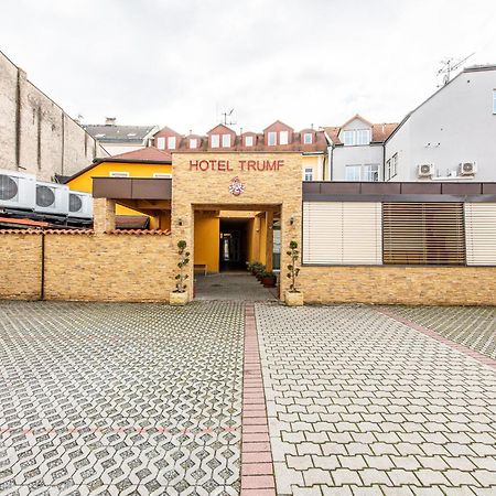 Hotel Trumf Mladá Boleslav Exteriör bild